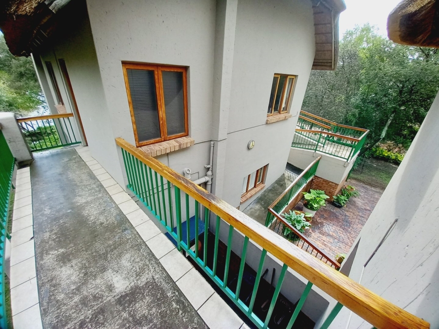 4 Bedroom Property for Sale in Boschenvaal River Front Lodges Free State